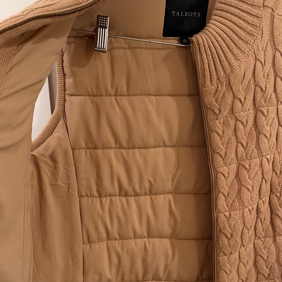 Talbot’s Women's Tan Cable Knit Sweater Vest - Picture 6 of 9